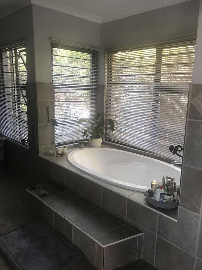 Koru Guesthouse Pretoria-Noord Zewnętrze zdjęcie